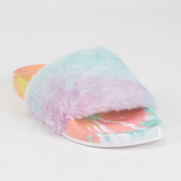 !! RESTOCKED !! Tie Dye Slides - Picture 8 of 9
